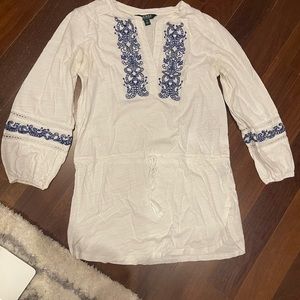 Ralph Lauren XS white top with blue embroidery